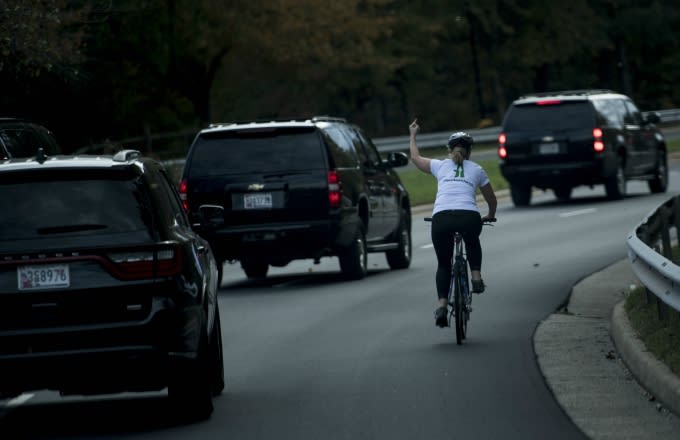 woman-finger-trump