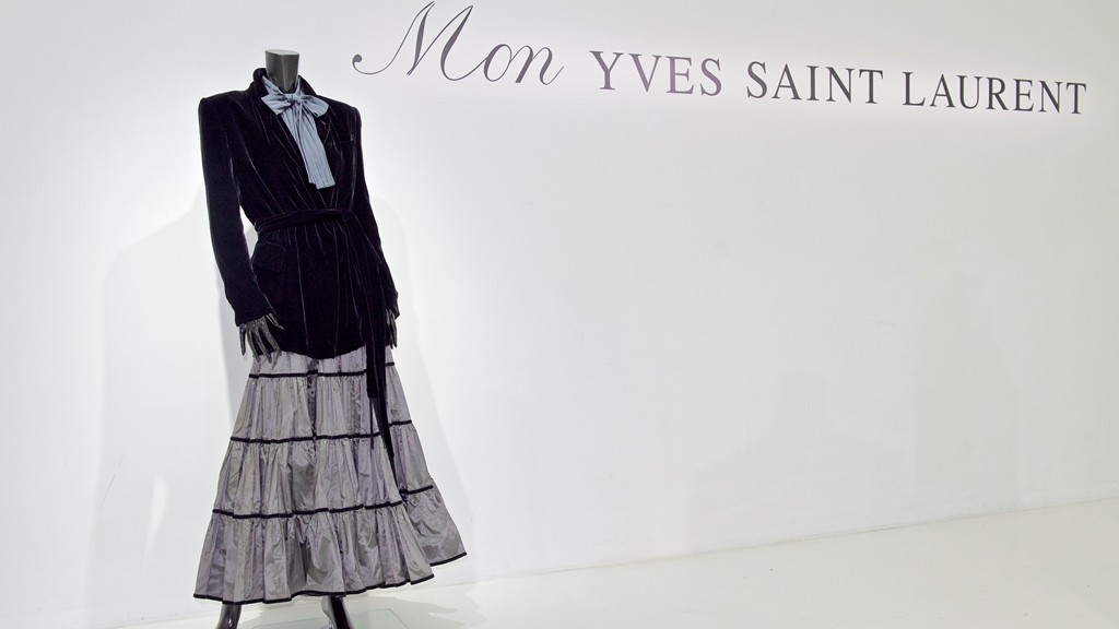 ヴィンテージと現代のリアルクローズを融合したファッション展 Mon Yves Saint Laurent Fnmnl フェノメナル