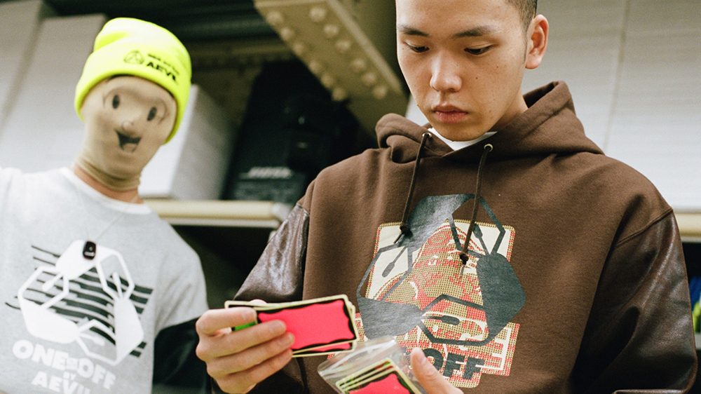 XLARGE®のアーカイヴのリメイクラインONE OFFがAEVIL LABELSを