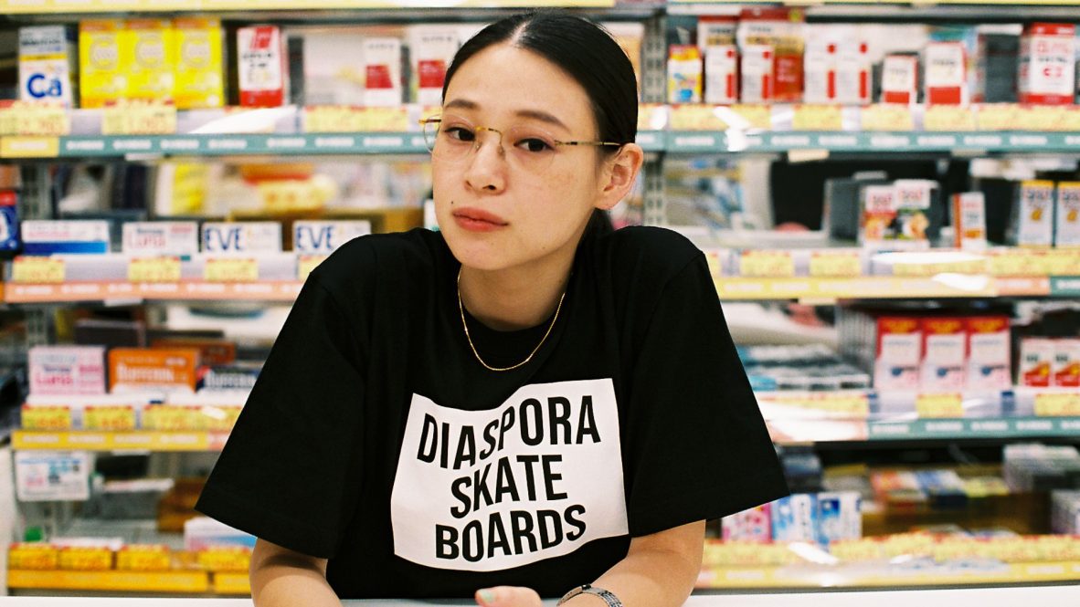 CreativeDrugStoreの10周年を記念したDiaspora skateboardsとのコラボ