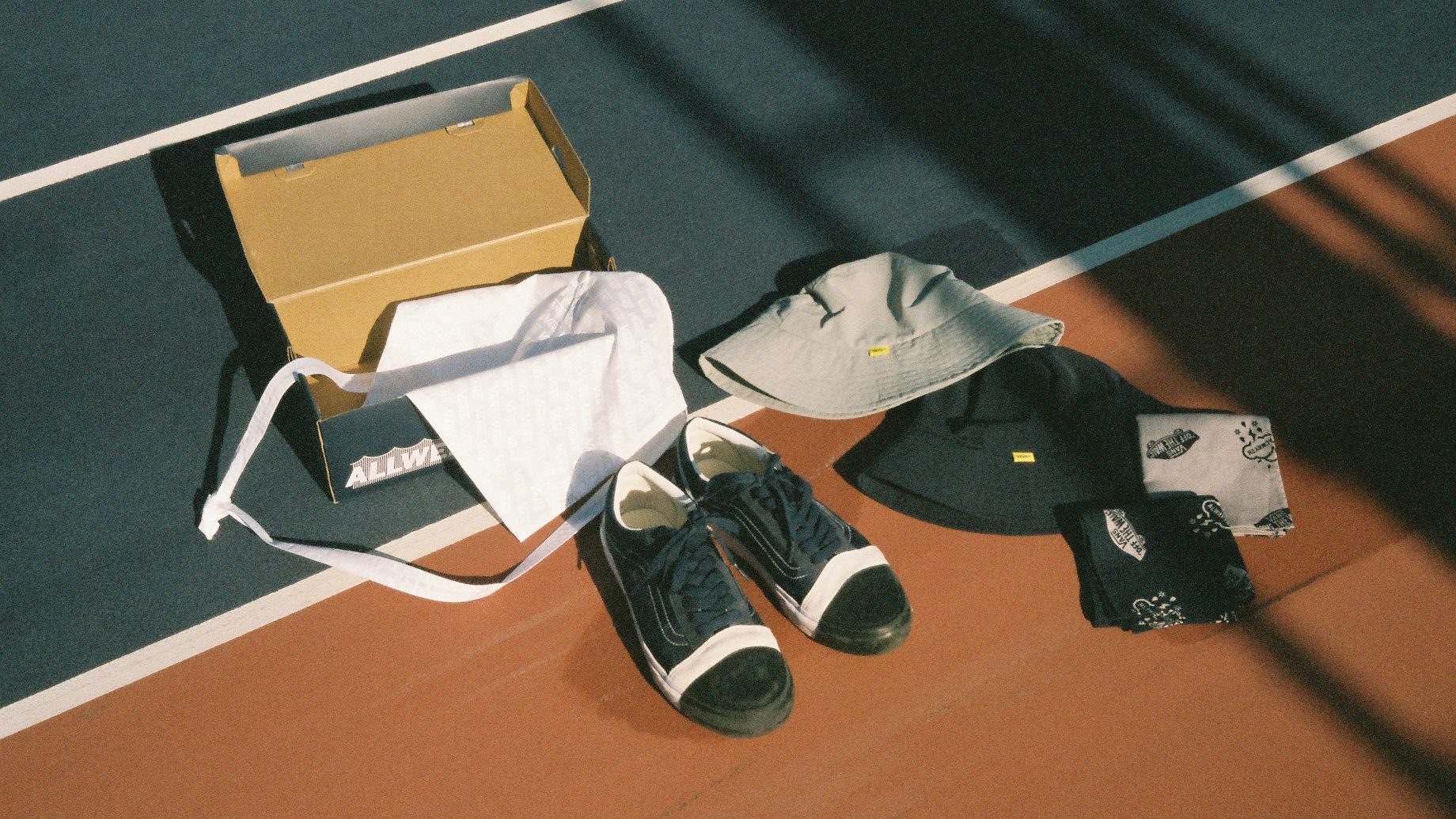 ALWAYTHとVANSのコラボモデルがBILLY'Sのみでリリース - FNMNL